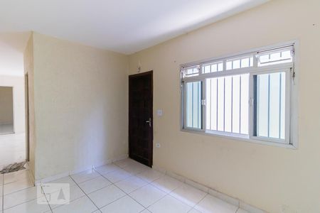 Sala de casa para alugar com 2 quartos, 60m² em Parque Guarani, São Paulo