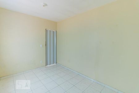 Quarto 2 de casa para alugar com 2 quartos, 60m² em Parque Guarani, São Paulo