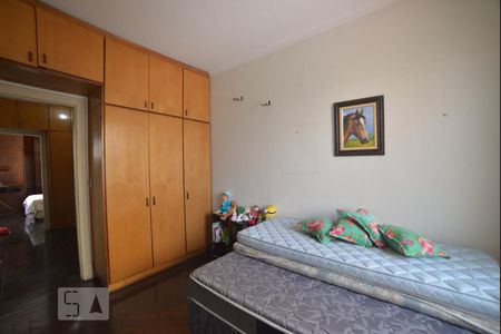 Quarto 1 de casa à venda com 4 quartos, 226m² em Vila Mariana, São Paulo