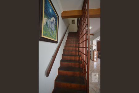 Escada de casa à venda com 4 quartos, 226m² em Vila Mariana, São Paulo