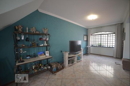 Sala de casa à venda com 4 quartos, 226m² em Vila Mariana, São Paulo
