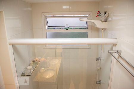 Banheiro da Suíte de apartamento para alugar com 3 quartos, 95m² em Sion, Belo Horizonte