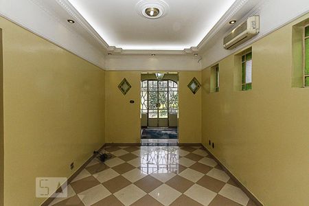 Sala de casa para alugar com 4 quartos, 400m² em Bras, São Paulo