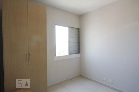 Quarto 1 de apartamento para alugar com 2 quartos, 60m² em Vila Iorio, São Paulo