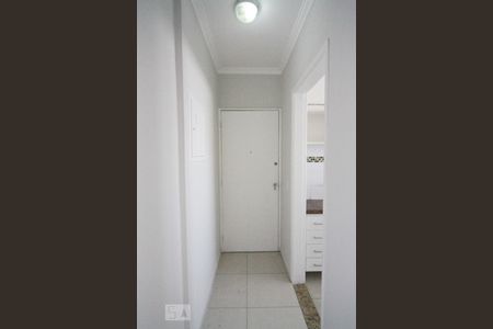 Entrada de apartamento para alugar com 2 quartos, 60m² em Vila Iorio, São Paulo