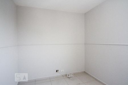Quarto 2 de apartamento para alugar com 2 quartos, 60m² em Vila Iorio, São Paulo