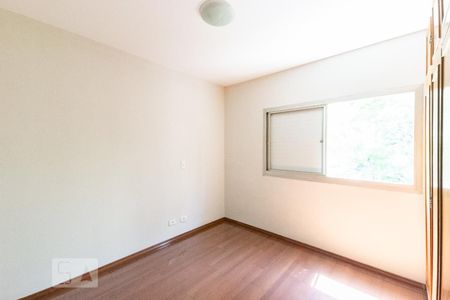 Quarto 1 de apartamento para alugar com 3 quartos, 70m² em Moema, São Paulo