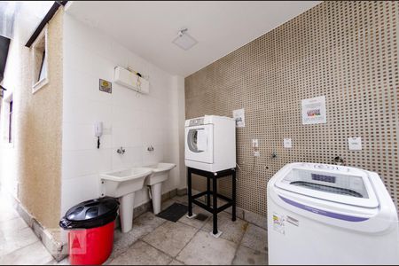 Studio para alugar com 20m², 1 quarto e sem vaga Studio para alugar com 20m², 1 quarto e sem vagaÁrea comum - Lavanderia