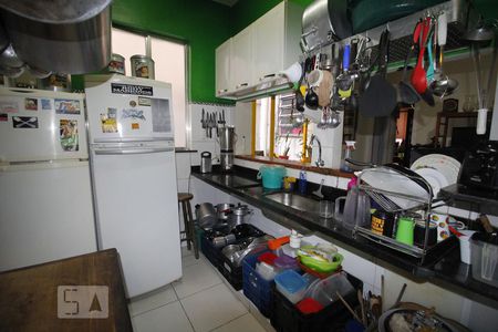 Cozinha de apartamento à venda com 2 quartos, 75m² em Laranjeiras, Rio de Janeiro