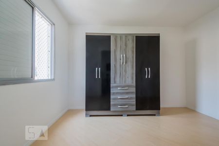 Suíte de apartamento para alugar com 1 quarto, 48m² em Jardim das Acácias, São Paulo