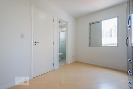 Suíte de apartamento para alugar com 1 quarto, 48m² em Jardim das Acácias, São Paulo