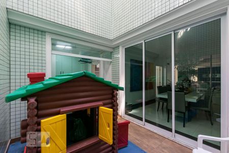 1o. Andar - Varanda de casa de condomínio à venda com 3 quartos, 380m² em Vila Santo Estefano, São Paulo
