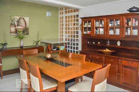 Sala de Jantar de casa à venda com 3 quartos, 200m² em Vila Moinho Velho, São Paulo