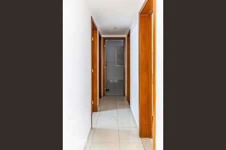 Corredor de apartamento para alugar com 3 quartos, 106m² em Castelo, Belo Horizonte