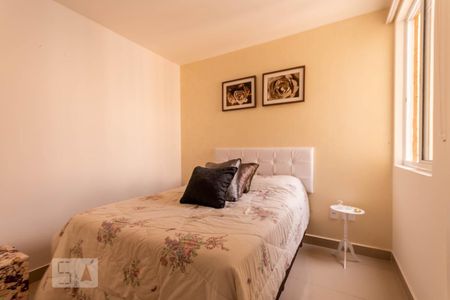 Suíte de apartamento para alugar com 2 quartos, 60m² em Planalto, Belo Horizonte