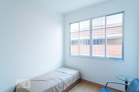 Quarto 1 de apartamento para alugar com 2 quartos, 75m² em Icaraí, Niterói