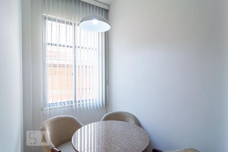 Sala de apartamento para alugar com 2 quartos, 75m² em Icaraí, Niterói