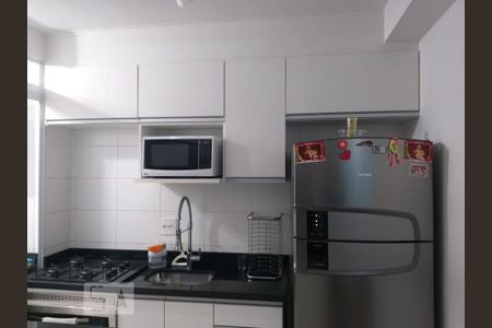 Cozinha de apartamento para alugar com 2 quartos, 44m² em Itaquera, São Paulo