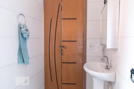 Casa à venda com 130m², 3 quartos e 3 vagas Casa à venda com 130m², 3 quartos e 3 vagasBanheiro de serviço