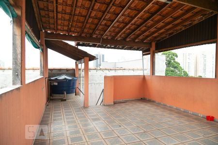 Casa à venda com 130m², 3 quartos e 3 vagas Casa à venda com 130m², 3 quartos e 3 vagasTerraço