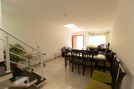 Sala de casa à venda com 3 quartos, 194m² em Vila Carrao, São Paulo
