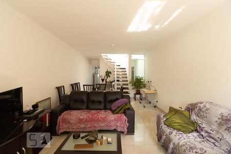 Sala de casa à venda com 3 quartos, 194m² em Vila Carrao, São Paulo
