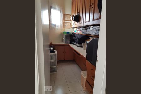 Dispensa de apartamento à venda com 3 quartos, 80m² em Vila Guarani (z Sul), São Paulo