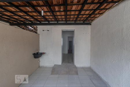 Área de Serviço de casa para alugar com 1 quarto, 30m² em Jardim Tango, São Paulo