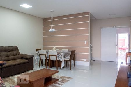 Sala de casa à venda com 4 quartos, 150m² em Vila Salete, São Paulo