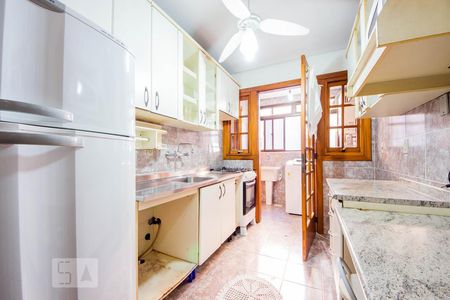 Cozinha  de apartamento para alugar com 2 quartos, 85m² em Bom Jesus, Porto Alegre