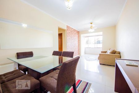 Sala  de apartamento para alugar com 2 quartos, 85m² em Bom Jesus, Porto Alegre