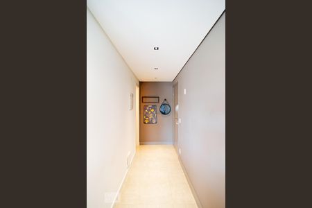 Corredor  de apartamento para alugar com 1 quarto, 64m² em Cidade Monções, São Paulo