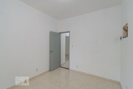 Quarto 1 de casa para alugar com 2 quartos, 152m² em Irajá, Rio de Janeiro