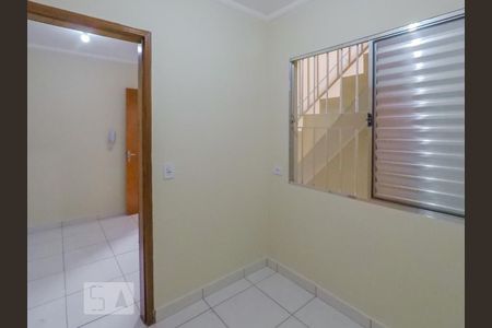 Quarto 1 de apartamento para alugar com 2 quartos, 53m² em Vila Brasilina, São Paulo