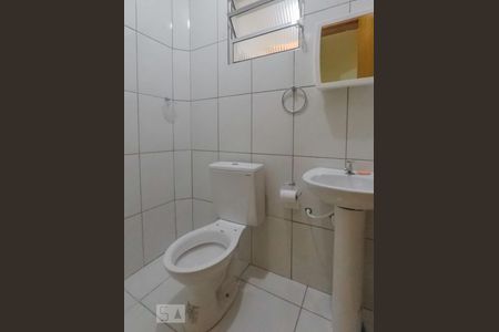 Banheiro de apartamento para alugar com 2 quartos, 53m² em Vila Brasilina, São Paulo