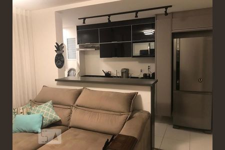 Sala de apartamento para alugar com 2 quartos, 80m² em Barra da Tijuca, Rio de Janeiro