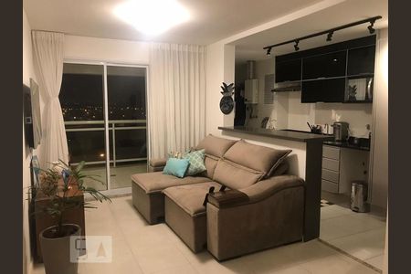 Sala de apartamento para alugar com 2 quartos, 80m² em Barra da Tijuca, Rio de Janeiro