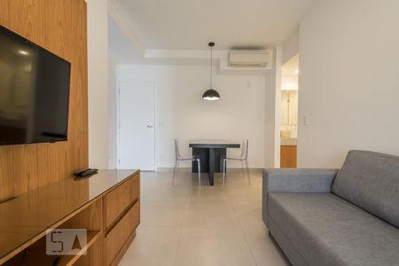 Sala de apartamento para alugar com 1 quarto, 50m² em Campo Belo, São Paulo