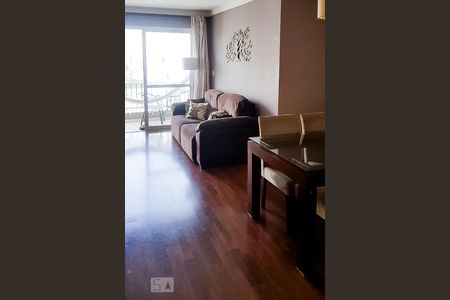 Sala de apartamento à venda com 3 quartos, 82m² em Parque Residencial Julia, São Paulo