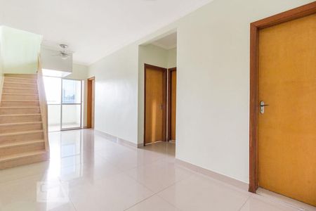 Sala de apartamento para alugar com 3 quartos, 124m² em Liberdade, Belo Horizonte