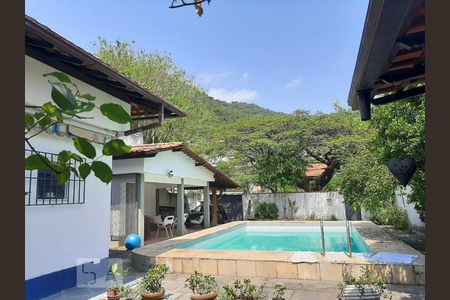 PISCINA de apartamento à venda com 3 quartos, 260m² em São Francisco, Niterói