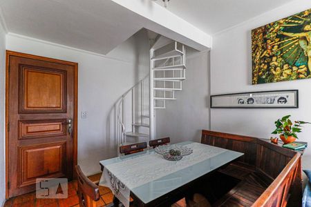 Sala de apartamento à venda com 3 quartos, 130m² em Vila Inglesa, São Paulo