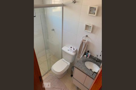 Banheiro  de apartamento à venda com 2 quartos, 75m² em Vila Ré, São Paulo