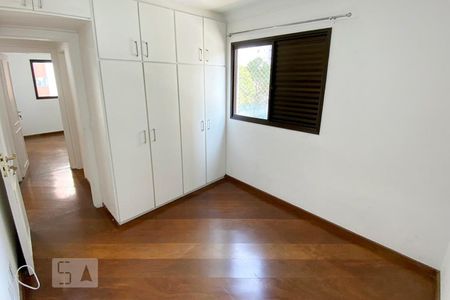 Quarto 01 de apartamento para alugar com 2 quartos, 64m² em Vila Regente Feijó, São Paulo