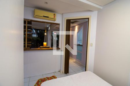 Quarto  de casa para alugar com 1 quarto, 50m² em Petrópolis, Porto Alegre