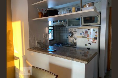 Cozinha de apartamento para alugar com 1 quarto, 55m² em Ingá, Niterói