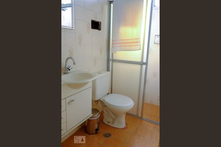 Banheiro de apartamento à venda com 2 quartos, 54m² em Vila Silvia, São Paulo