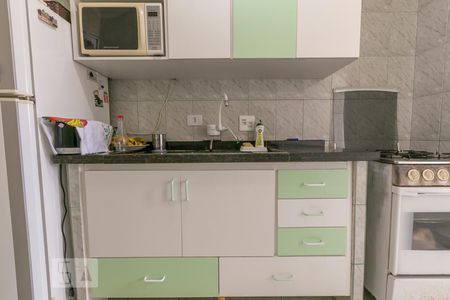 Cozinha de apartamento à venda com 2 quartos, 49m² em Vila Bela Vista (zona Norte), São Paulo