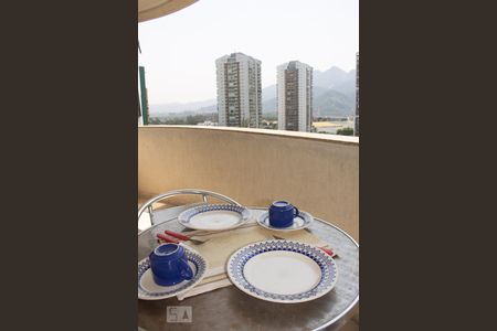 Apartamento para alugar com 2 quartos, 65m² em Barra da Tijuca, Rio de Janeiro