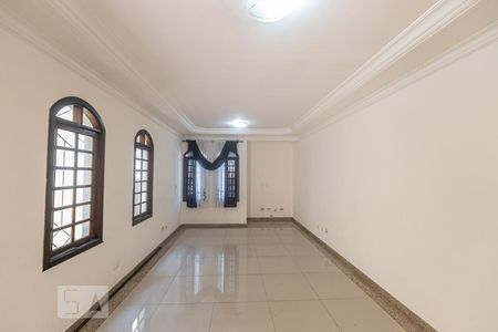 Sala de Estar de casa à venda com 4 quartos, 450m² em Vila Ema, São Paulo